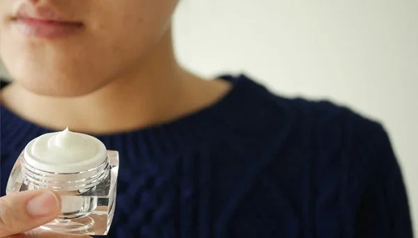 Does moisturizer make acne worse